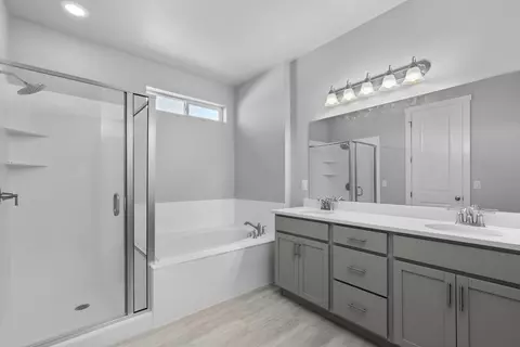 Bath - 6417 N Vernon Dr, Eagle Mountain, UT 84005 photo 2 of 7