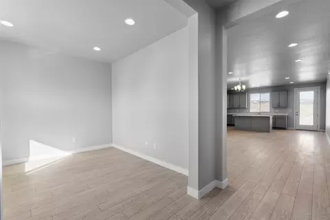Entry Way - 6417 N Vernon Dr, Eagle Mountain, UT 84005 photo 1 of 4
