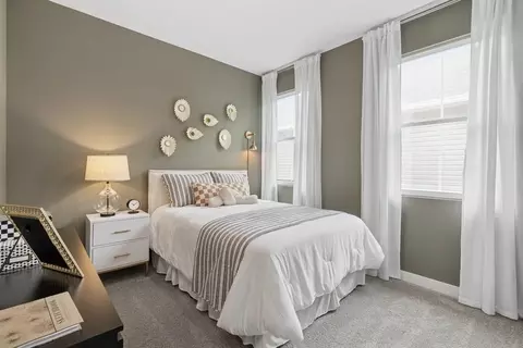 Bedroom - 831 Heritage Blvd, Delaware, OH 43015 photo 5 of 6