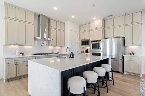 Kitchen - 12110 Cearley Dr, Austin, TX 78758 photo 6 of 6
