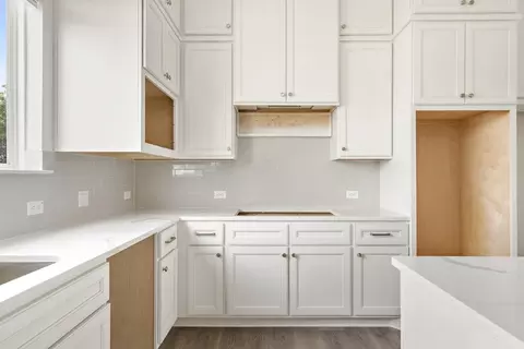 Kitchen - 12110 Cearley Dr, Austin, TX 78758 photo 2 of 6