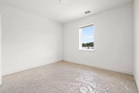 Bedroom - 12110 Cearley Dr, Austin, TX 78758 photo 5 of 7