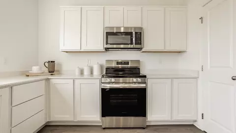 Kitchen - 203 Scorsese St, Springfield, OH 45505 photo 1 of 5