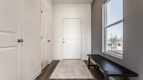 Entry Way - 203 Scorsese St, Springfield, OH 45505 photo 1 of 9