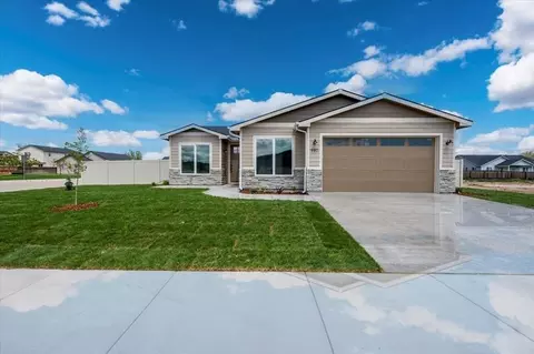 428 Autumn Blaze St, New Plymouth, ID 83655