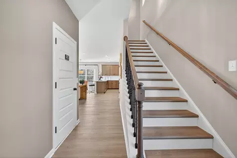Entry Way - Crissey Dr, Macon, GA 31201 photo 2 of 8