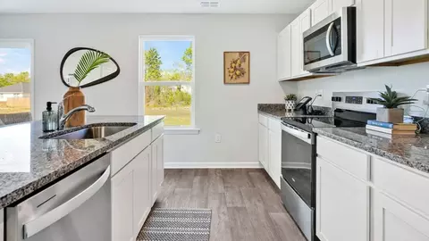 Kitchen - 405 Crocus Ct, Richlands, NC 28547 photo 2 of 4