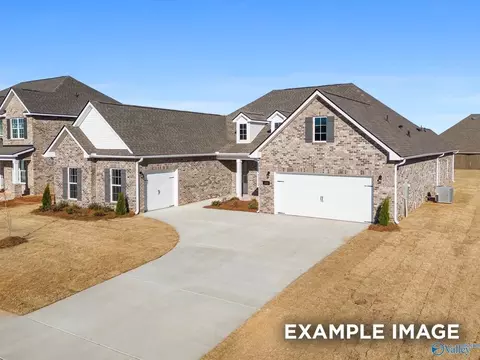 208 Applewood Ct, Huntsville, AL 35811