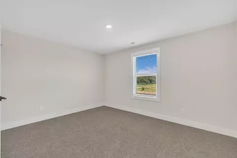 Bedroom - 128 Boone Docks Dr, Broadway, NC 27505 photo 5 of 10