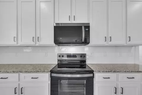 Kitchen - 128 Boone Docks Dr, Broadway, NC 27505 photo 5 of 10