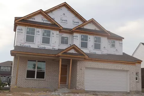 5610 White Pine Ln, Fairfield, OH 45011