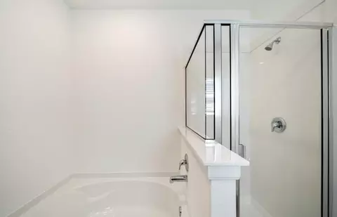 Bath - 16418 Cedarveil Ct, Conroe, TX 77302 photo 1 of 2
