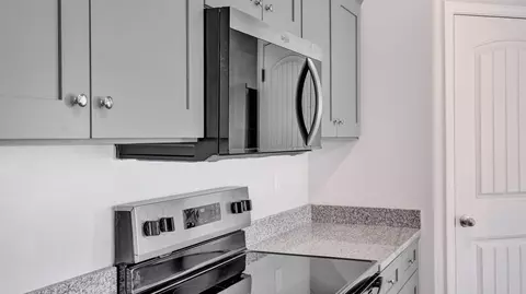 Kitchen - 102 Terry Dr, Brookland, AR 72417 photo 6 of 11