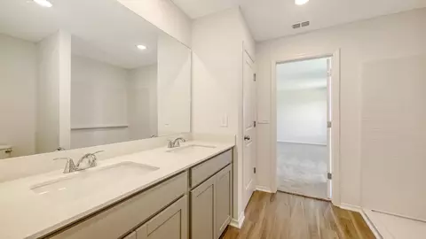 Bath - 4638 Hawthorn Ave, Parrish, FL 34219 photo 7 of 7