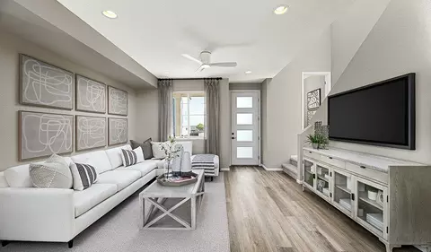 Living - 546 S Richfield St, Aurora, CO 80017 photo 2 of 6