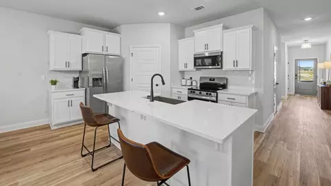 Kitchen - 9500 Mossy Rd, Biloxi, MS 39532 photo 5 of 5