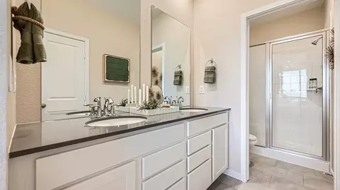 Bath - 6637 E 149th Ave, Thornton, CO 80602 photo 1 of 4