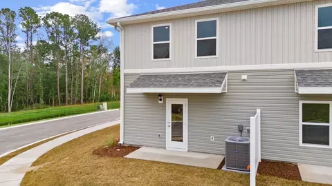 Exterior - 10 Rudder Ln, Freeport, FL 32439 photo 2 of 8