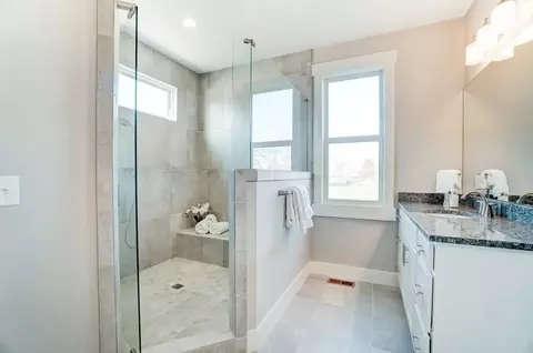 Bath - 200 Shyla Ct, Monroe, OH 45050 photo 2 of 2