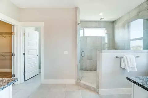 Entry Way - 200 Shyla Ct, Monroe, OH 45050 photo 3 of 3