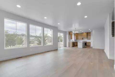 Living - 11629 Engelmann Dr, Draper, UT 84020 photo 3 of 4