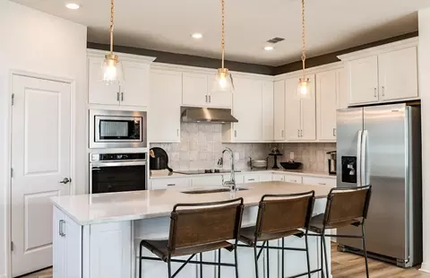Kitchen - 8316 SW 46th Ave, Ocala, FL 34476 photo 3 of 3