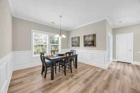 Dining - 202 Engineer Ln, Irmo, SC 29063 photo 2 of 3