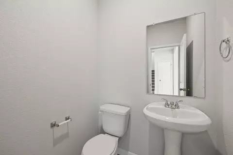 Bath - 168 Rieber Rd, Kyle, TX 78640 photo 1 of 7