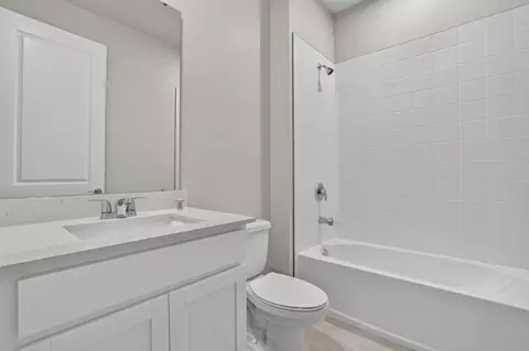 Bath - 12447 49th St E, Parrish, FL 34219 photo 1 of 1