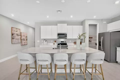 Kitchen - 12447 49th St E, Parrish, FL 34219 photo 1 of 4