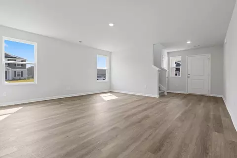 Living - 558 Wilbur Rd, Conway, SC 29527 photo 3 of 6