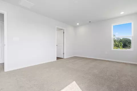Bedroom - 558 Wilbur Rd, Conway, SC 29527 photo 6 of 15