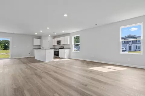Living - 558 Wilbur Rd, Conway, SC 29527 photo 1 of 6