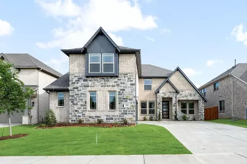 3204 Emerald Trace Dr, Lantana, TX 76226
