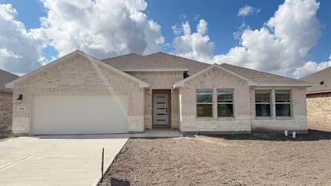 3545 Sahar Lake Dr, Corpus Christi, TX 78410