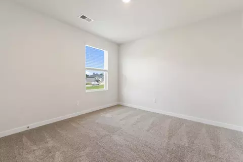 Bedroom - 147 Post Oak Dr, Jackson, GA 30233 photo 10 of 12