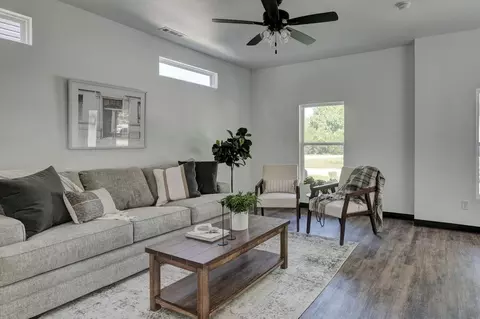 Living - 741 Nebula Ln, Centerton, AR 72713 photo 4 of 7