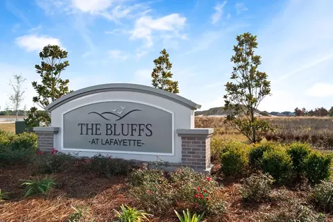 38 Bon Ami Dr, Freeport, FL 32439