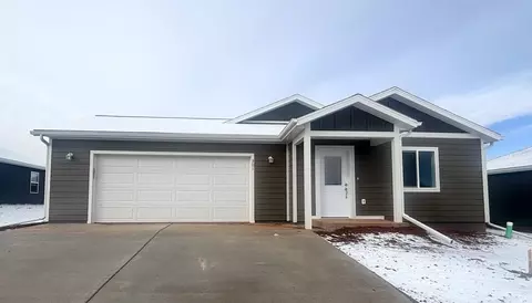 301 Aquila Ave, Spearfish, SD 57783