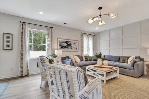 Living - 1913 Augustine St, Monroe, NC 28112 photo 3 of 3