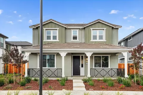 414 National Garden Ln, Vacaville, CA 95687