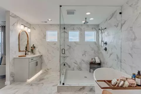 Bath - 3381 S 2410 W, Syracuse, UT 84075 photo 3 of 3