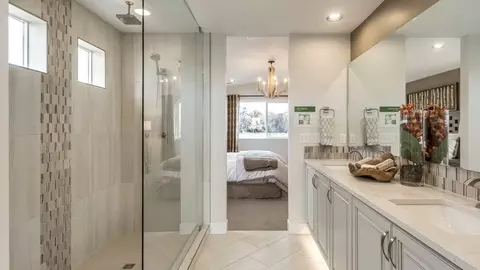Bath - 3381 S 2410 W, Syracuse, UT 84075 photo 2 of 3