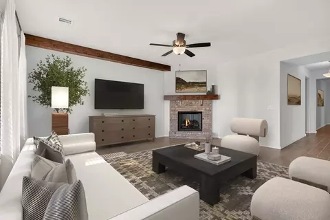 Living - 2105 W Aurora St, Broken Arrow, OK 74014 photo 1 of 9