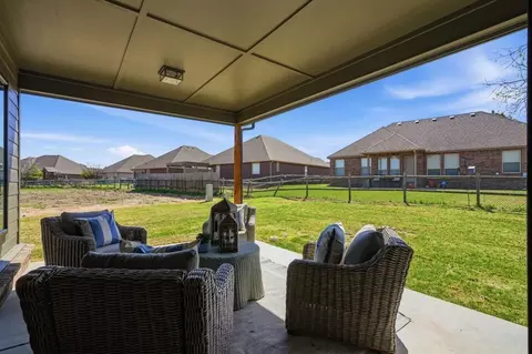 Exterior - 2105 W Aurora St, Broken Arrow, OK 74014 photo 10 of 12