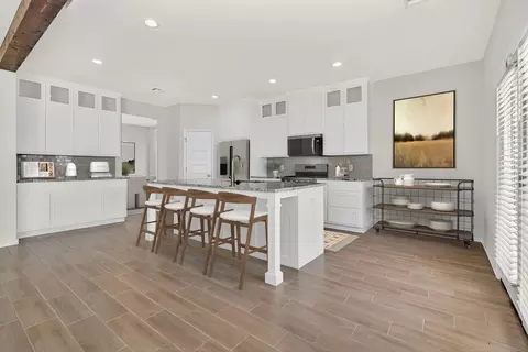 Kitchen - 2105 W Aurora St, Broken Arrow, OK 74014 photo 3 of 11