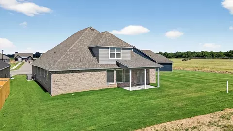 Exterior - 2105 W Aurora St, Broken Arrow, OK 74014 photo 6 of 12