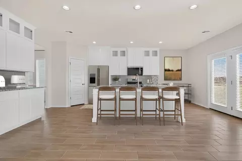 Kitchen - 2105 W Aurora St, Broken Arrow, OK 74014 photo 6 of 11