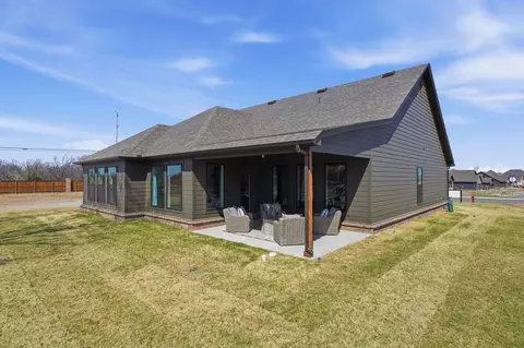 Other - 2105 W Aurora St, Broken Arrow, OK 74014 photo 14 of 17