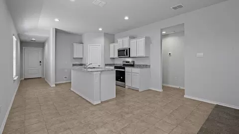 Entry Way - 136 Springhill North Rd, Boyd, TX 76023 photo 4 of 8